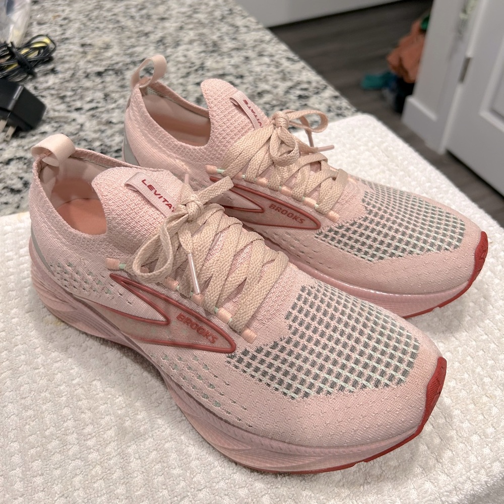 Brooks Levitate StealthFit Running Shoes